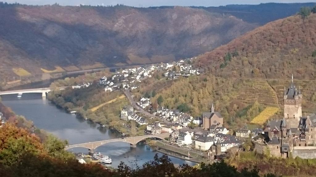 Ferienwohnungen Am Bruttiger Moselsteig Exterior photo